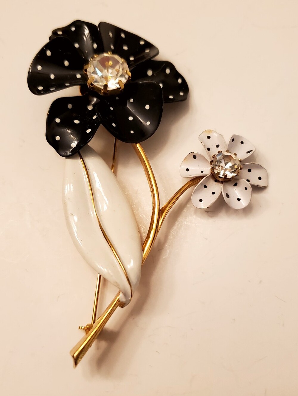 AVON Floral Polka Dot Enamel Brooch – Black & White, 3.75 inches